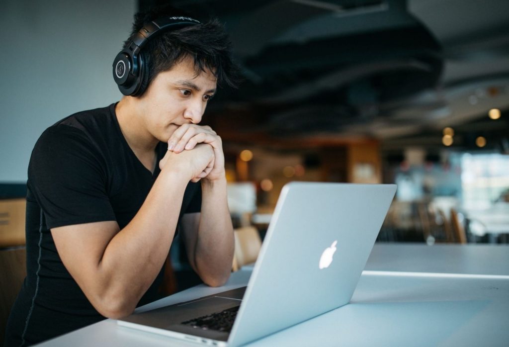 How to call a CEO or business owner with a sales cold call template